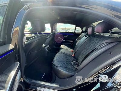 Piąte zdjęcie samochodu w środku: 2022 MERCEDES-BENZ S 580 4MATIC VIN:W1K6G7GB6NA136999 - miniatura