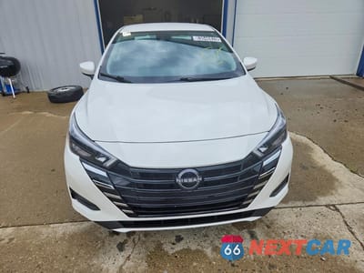 Piąte zdjęcie samochodu w środku: 2025 NISSAN VERSA SV VIN:3N1CN8EV7SL856373 - miniatura