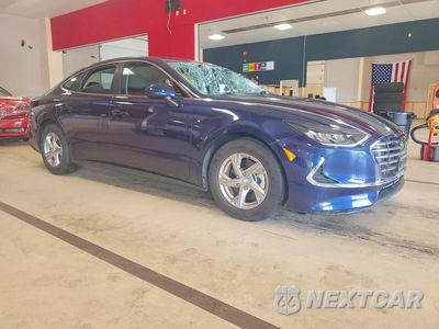 Czwarte zdjęcie samochodu z boku: 2021 HYUNDAI SONATA SE VIN:5NPEG4JA5MH086074 - miniatura