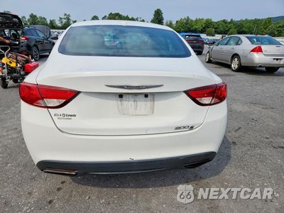 Zdjęcie 6 z 12 samochodu: 2015 CHRYSLER 200 S VIN:1C3CCCBB5FN567700 - miniatura