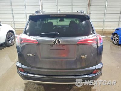 Zdjęcie 6 z 13 samochodu: 2018 TOYOTA RAV4 XLE VIN:JTMRFREV3JD224954 - miniatura