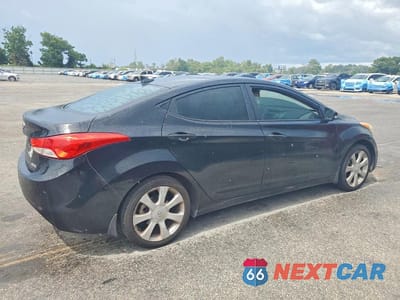 Trzecie zdjęcie samochodu z tyłu: 2012 HYUNDAI ELANTRA LIMITED VIN:5NPDH4AE3CH148050 - miniatura