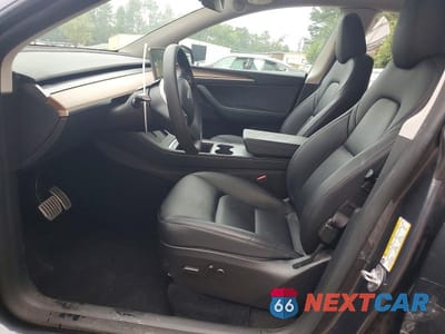 Zdjęcie 7 z 13 samochodu: 2023 TESLA MODEL Y VIN:7SAYGDEF4PF807347 - miniatura