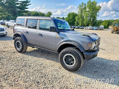 Czwarte zdjęcie samochodu z boku: 2026 FORD BRONCO BADLANDS VIN:1FMEE9BP3TLA67521 - miniatura