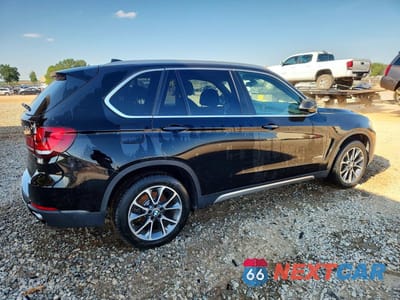 Trzecie zdjęcie samochodu z tyłu: 2017 BMW X5 XDRIVE35I VIN:5UXKR0C31H0X79391 - miniatura