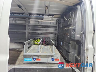 Zdjęcie 11 z 13 samochodu: 2020 CHEVROLET EXPRESS G2500 VIN:1GCWGAFG0L1242219 - miniatura