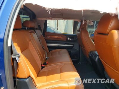 Zdjęcie 10 z 12 samochodu: 2014 TOYOTA TUNDRA CREWMAX PLATINUM VIN:5TFAW5F16EX389984 - miniatura