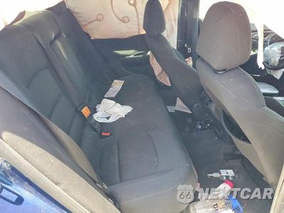 Zdjęcie 10 z 12 samochodu: 2019 CHEVROLET MALIBU LT VIN:1G1ZD5ST0KF132331 - miniatura