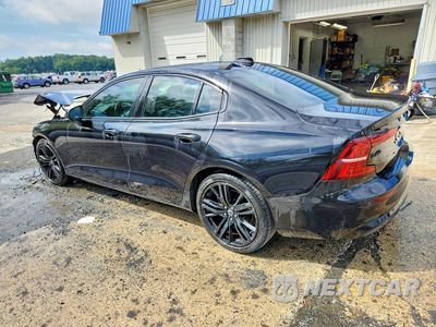 Drugie zdjęcie samochodu z przodu: 2023 VOLVO S60 PLUS VIN:7JRL12FT0PG252194 - miniatura