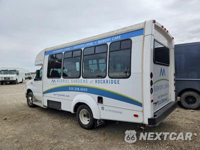 Trzecie zdjęcie samochodu z tyłu: 2017 FORD E350 SHUTTLE BUS VIN:1FDEE3FS7HDC13805 - miniatura