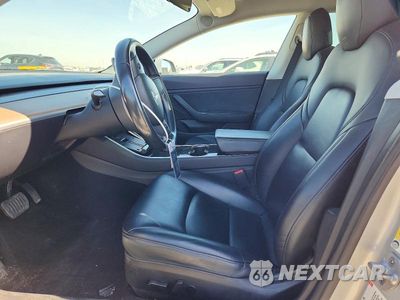 Zdjęcie 7 z 13 samochodu: 2018 TESLA MODEL 3 VIN:5YJ3E1EB7JF114546 - miniatura