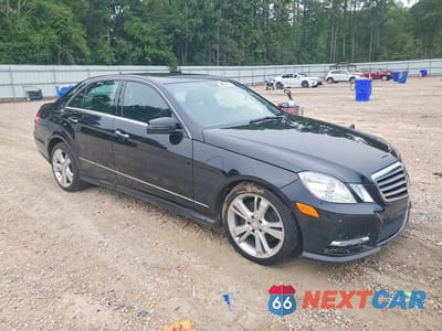 Czwarte zdjęcie samochodu z boku: 2013 MERCEDES-BENZ E 350 4MATIC VIN:WDDHF8JB9DA731905 - miniatura