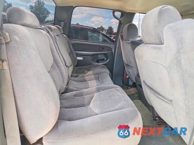 Zdjęcie 10 z 12 samochodu: 2003 GMC SIERRA K1500 HEAVY DUTY VIN:1GTGK13U83F158570 - miniatura