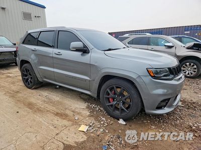 Czwarte zdjęcie samochodu z boku: 2018 JEEP GRAND CHEROKEE SRT-8 VIN:1C4RJFDJ6JC370489 - miniatura