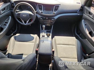Zdjęcie 8 z 13 samochodu: 2016 HYUNDAI TUCSON SE VIN:KM8J23A46GU117811 - miniatura