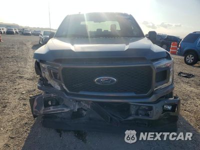 Piąte zdjęcie samochodu w środku: 2018 FORD F150 SUPERCREW VIN:1FTEW1E56JKE13836 - miniatura