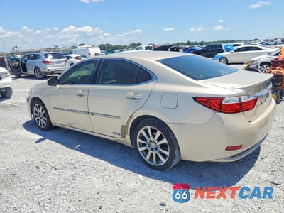 Drugie zdjęcie samochodu z przodu: 2013 LEXUS ES 300H VIN:JTHBW1GG7D2020044 - miniatura