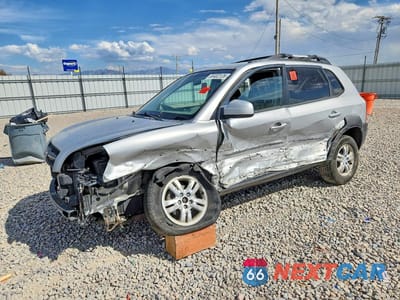 2007 HYUNDAI TUCSON SE KM8JN72D47U528086 - główne zdjęcie licytacji z USA - miniatura