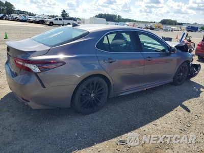 Trzecie zdjęcie samochodu z tyłu: 2024 TOYOTA CAMRY XSE VIN:4T1K61BK7RU127549 - miniatura
