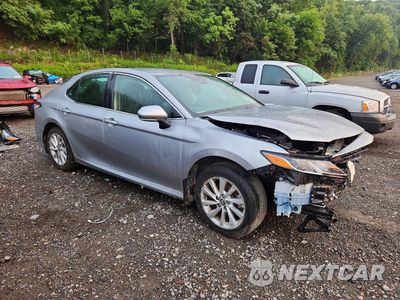 Czwarte zdjęcie samochodu z boku: 2023 TOYOTA CAMRY LE VIN:4T1C11AK5PU788112 - miniatura
