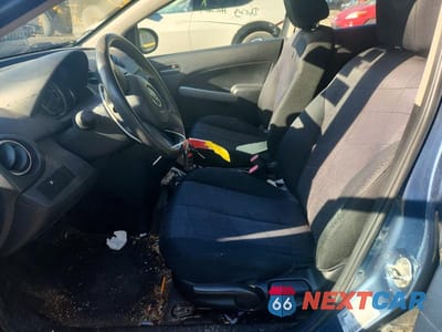 Zdjęcie 7 z 12 samochodu: 2014 MAZDA MAZDA2 SPORT VIN:JM1DE1KZ0E0171231 - miniatura