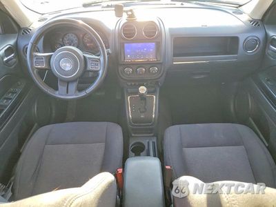 Zdjęcie 8 z 13 samochodu: 2016 JEEP PATRIOT LATITUDE VIN:1C4NJPFA6GD794825 - miniatura