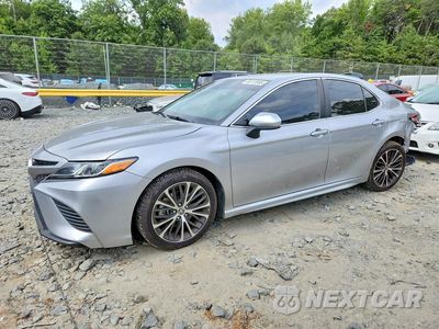 2020 TOYOTA CAMRY SE 4T1G11AK8LU998456 - główne zdjęcie licytacji z USA - miniatura