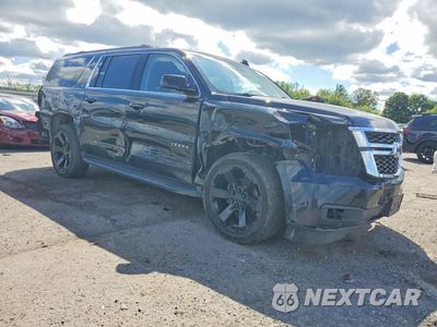 Czwarte zdjęcie samochodu z boku: 2020 CHEVROLET SUBURBAN K1500 LT VIN:1GNSKHKC6LR136598 - miniatura
