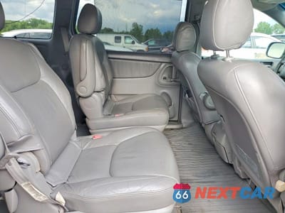 Zdjęcie 11 z 13 samochodu: 2004 TOYOTA SIENNA XLE LIMITED 7 PASSENGER VIN:5TDZA22C94S121040 - miniatura