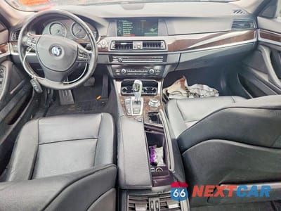 Zdjęcie 8 z 12 samochodu: 2013 BMW 528 XI VIN:WBAXH5C50DD110294 - miniatura