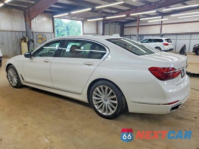 Drugie zdjęcie samochodu z przodu: 2018 BMW 740 I VIN:WBA7E2C53JG743146 - miniatura