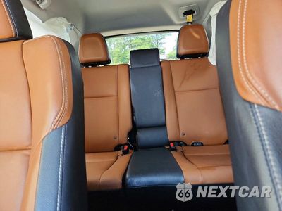 Zdjęcie 10 z 13 samochodu: 2018 TOYOTA RAV4 LIMITED VIN:JTMDFREV3JJ722230 - miniatura