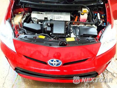 Zdjęcie 12 z 13 samochodu: 2013 TOYOTA PRIUS TWO VIN:JTDKN3DU8D5669487 - miniatura