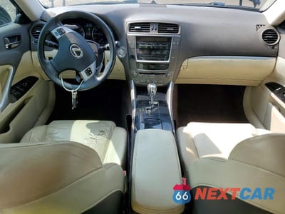 Zdjęcie 8 z 12 samochodu: 2013 LEXUS IS 250 VIN:JTHBF5C26D5191237 - miniatura