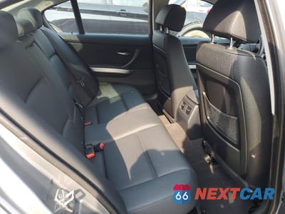 Zdjęcie 10 z 12 samochodu: 2009 BMW 335 XI VIN:WBAPL33519A407358 - miniatura