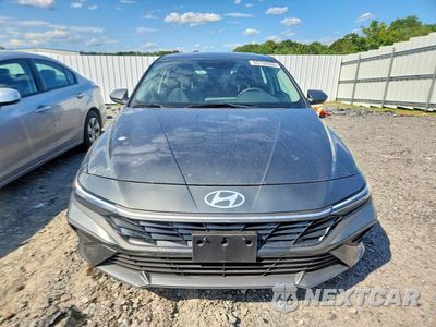 Piąte zdjęcie samochodu w środku: 2025 HYUNDAI ELANTRA SE VIN:KMHLL4DG0SU022994 - miniatura