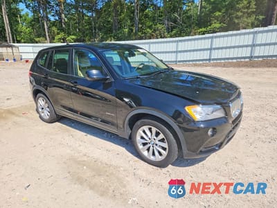 Czwarte zdjęcie samochodu z boku: 2014 BMW X3 XDRIVE28I VIN:5UXWX9C52E0D10709 - miniatura