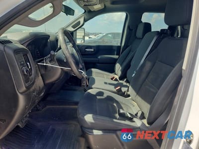 Zdjęcie 7 z 12 samochodu: 2022 CHEVROLET SILVERADO C2500 HEAVY DUTY VIN:1GC5WLE79NF213982 - miniatura