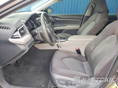 Zdjęcie 7 z 13 samochodu: 2018 TOYOTA CAMRY LE VIN:4T1B11HK8JU141261 - miniatura