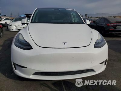 Piąte zdjęcie samochodu w środku: 2021 TESLA MODEL Y VIN:5YJYGDEE0MF204198 - miniatura