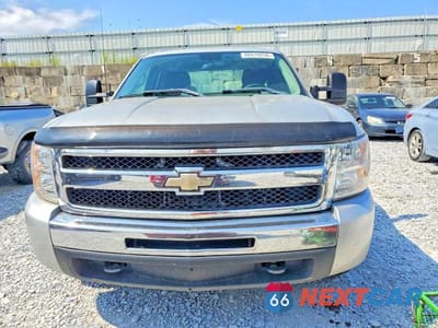 Piąte zdjęcie samochodu w środku: 2011 CHEVROLET SILVERADO K1500 VIN:1GCRKPE06BZ116644 - miniatura