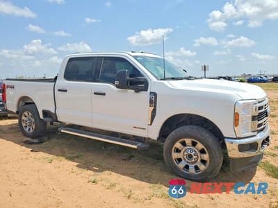 Czwarte zdjęcie samochodu z boku: 2024 FORD F250 SUPER DUTY VIN:1FT7W2BNXREF08641 - miniatura