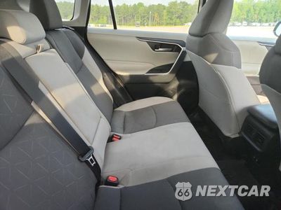 Zdjęcie 11 z 13 samochodu: 2019 TOYOTA RAV4 XLE VIN:2T3P1RFV2KW042168 - miniatura