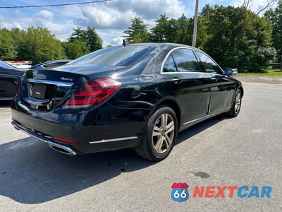 Trzecie zdjęcie samochodu z tyłu: 2020 MERCEDES-BENZ S 560 4MATIC VIN:WDDUG8GB7LA526858 - miniatura