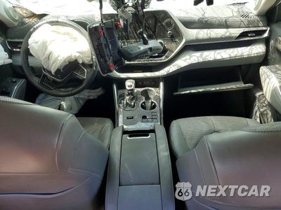 Zdjęcie 8 z 13 samochodu: 2024 TOYOTA HIGHLANDER PLATINUM VIN:5TDKDRAH7RS052712 - miniatura