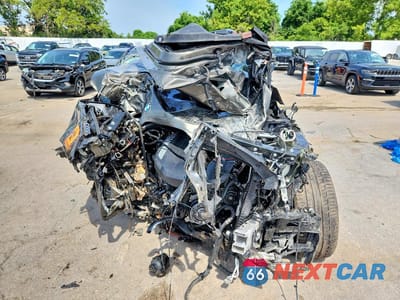 Piąte zdjęcie samochodu w środku: 2025 BMW X6 XDRIVE40I VIN:5UX33EX06S9Z93458 - miniatura