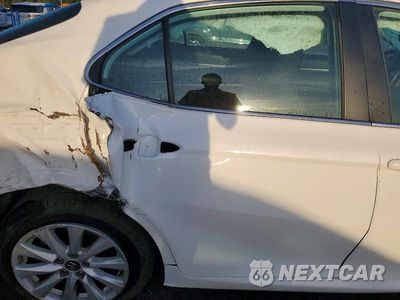 Zdjęcie 10 z 12 samochodu: 2020 TOYOTA CAMRY LE VIN:4T1C11AK3LU905406 - miniatura
