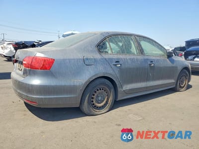 Trzecie zdjęcie samochodu z tyłu: 2014 VOLKSWAGEN JETTA BASE VIN:3VW2K7AJ1EM208537 - miniatura