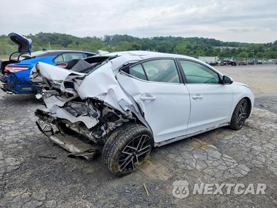 Trzecie zdjęcie samochodu z tyłu: 2019 HYUNDAI ELANTRA SPORT VIN:KMHD04LBXKU839392 - miniatura