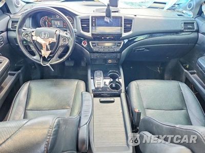 Zdjęcie 8 z 13 samochodu: 2017 HONDA PILOT ELITE VIN:5FNYF6H08HB055298 - miniatura